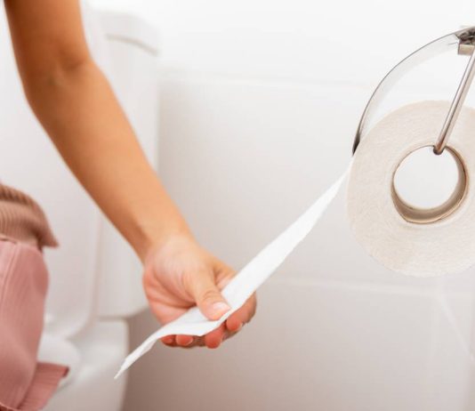 Experts warn: toilet paper is a source of toxins linked to infertility and cancer Experts warn toilet paper is a source of toxins linked to infertility and cancer
