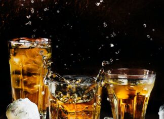 Alcohol Abuse: Recognizing the Signs and Seeking Help three cocktail drinks